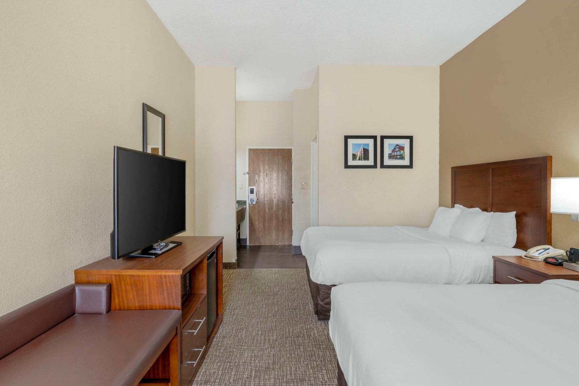 Comfort Inn & Suites La Grange Εξωτερικό φωτογραφία